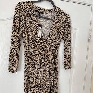 BCBG wrap dress brand new w/ tags size small